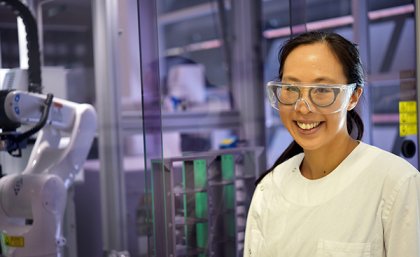 Associate Professor Jess Mar in the lab at The University of Queensland’s Australian Institute for Bioengineering and Nanotechnology